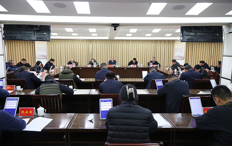 住房城乡建设厅召开党组理论学习中心组集体学习暨树立和践行正确政绩观学习教育读书班学习研讨